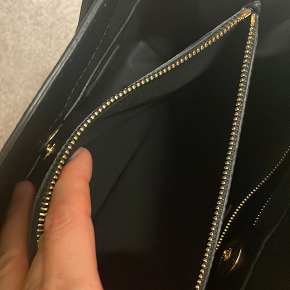 Burberry medium banner in mint condition - Picture 10 of 15